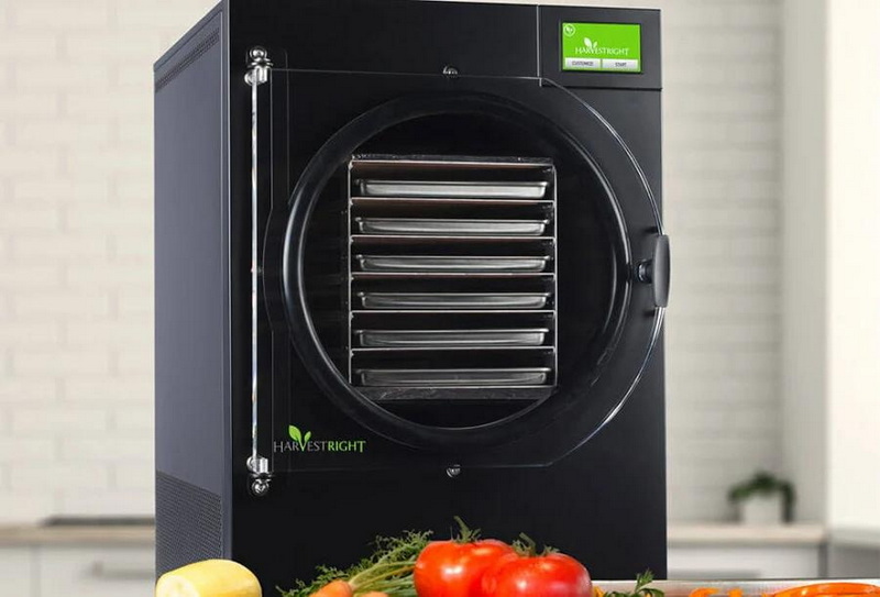 freeze dryer and a dehydrator_1